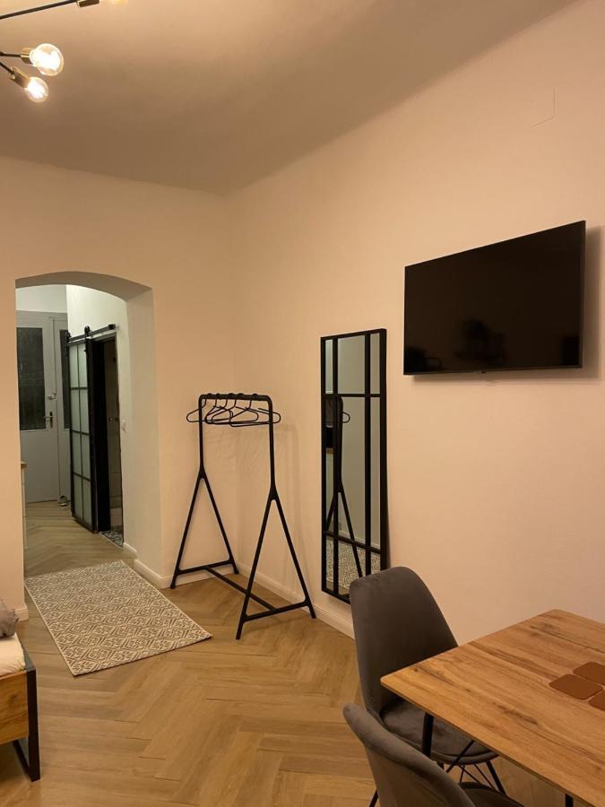 Trendy Apartment Near Schloss Schonbrunn Vienna Luaran gambar
