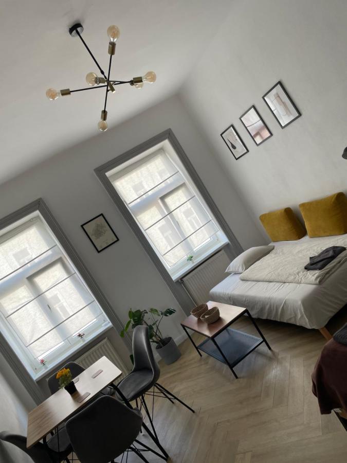 Trendy Apartment Near Schloss Schonbrunn Vienna Luaran gambar
